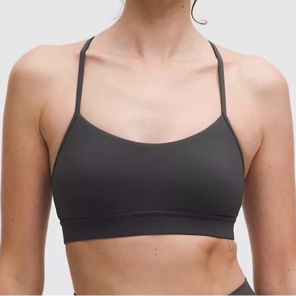 NEW! Lululemon Flow Y Bra Nulu
Light Support